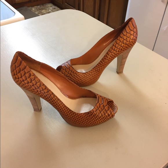 Nine West Shoes - Nine West Fendergo Leather Snake Skin Peep Toe 9.5